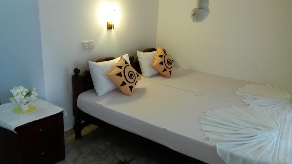 Welcome Family Guest House. Bentota Dış mekan fotoğraf