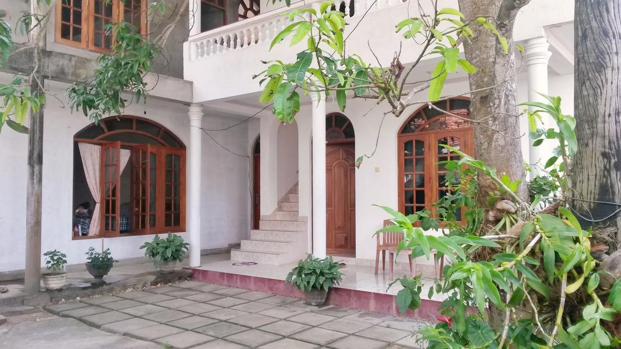 Welcome Family Guest House. Bentota Dış mekan fotoğraf